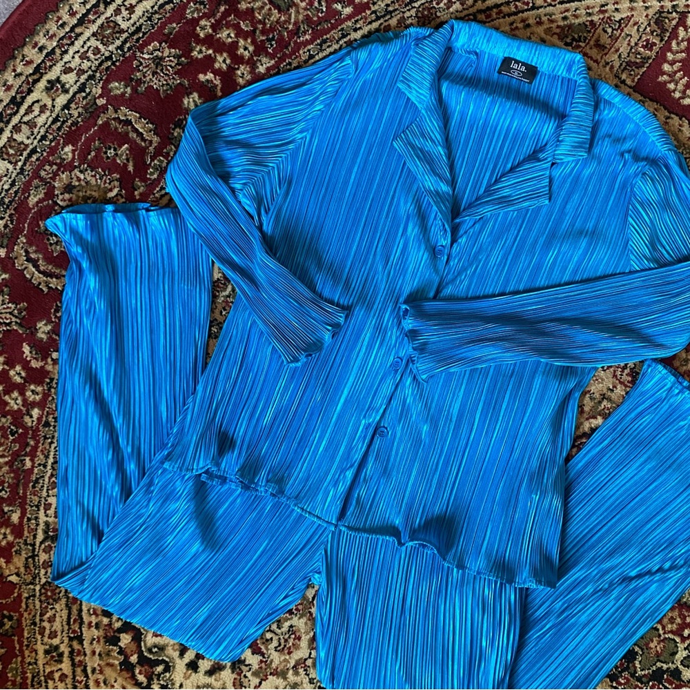 Dressed in Lala Long Sleeve Plisse Set • Electric Blue XL